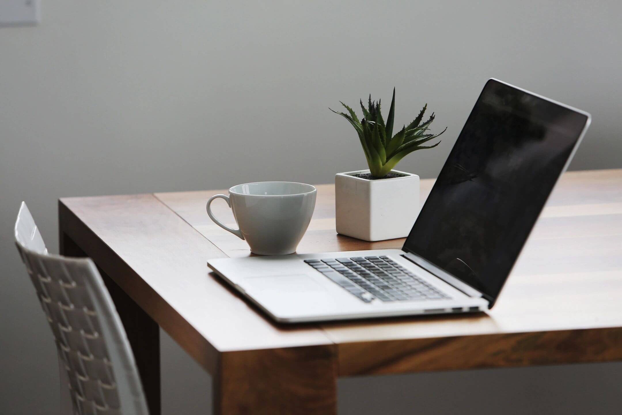 Home officing tips - computer on desk